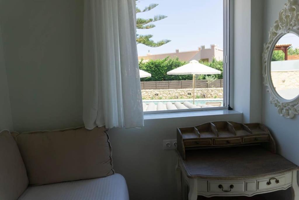Casa Di Kapaka - New Villa In The Countryside Roupai 외부 사진