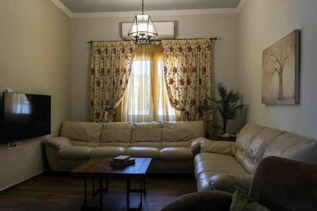 Casa Di Kapaka - New Villa In The Countryside Roupai 외부 사진