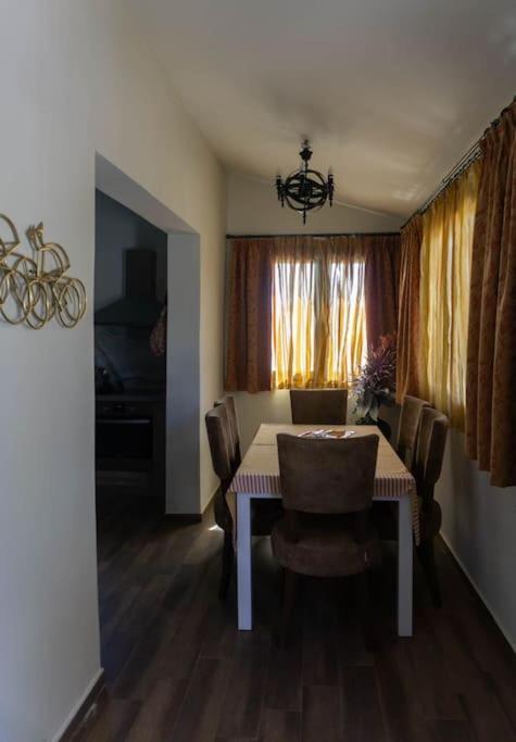 Casa Di Kapaka - New Villa In The Countryside Roupai 외부 사진